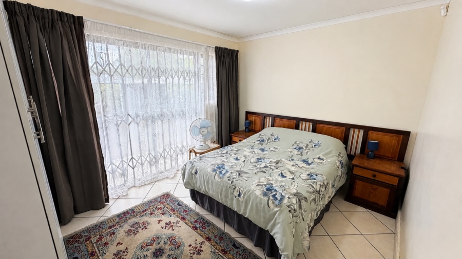 2 Bedroom Property for Sale in Hartenbos Central Western Cape